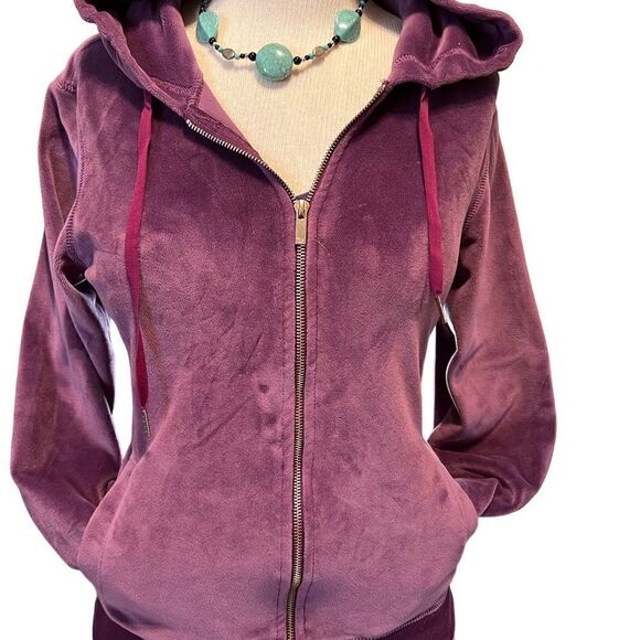 White Mark 2pc leisure set. In grape 🍇 color. - Picture 6 of 10